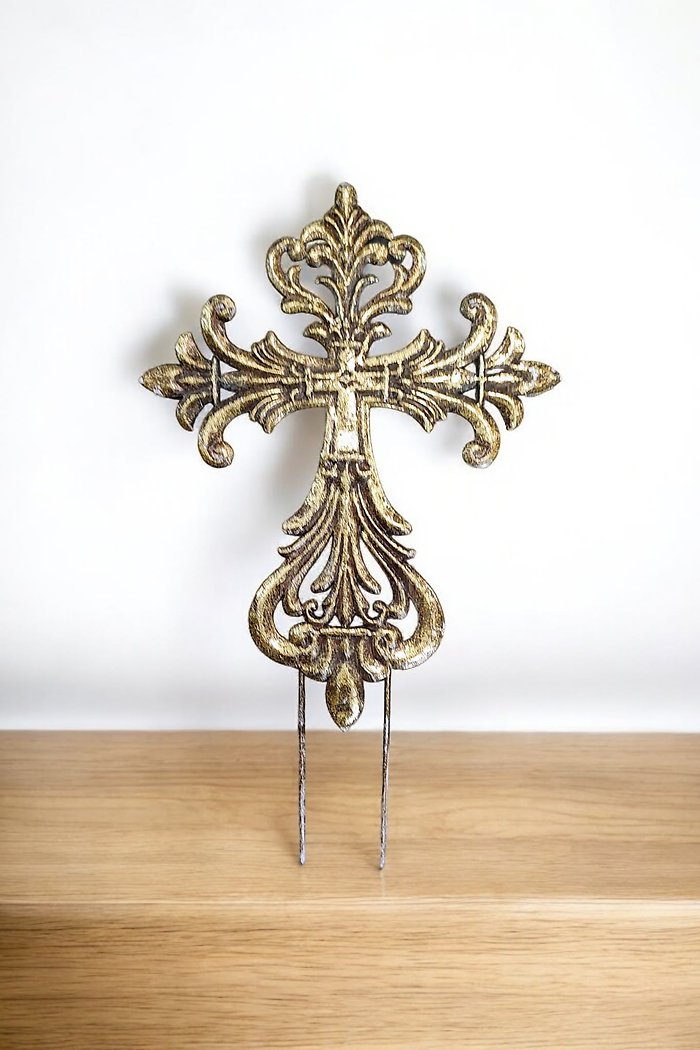 Ornate Cross for Planter